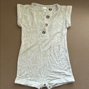 Lou Lou and company Leaf Patterned Baby Romper with Buttons